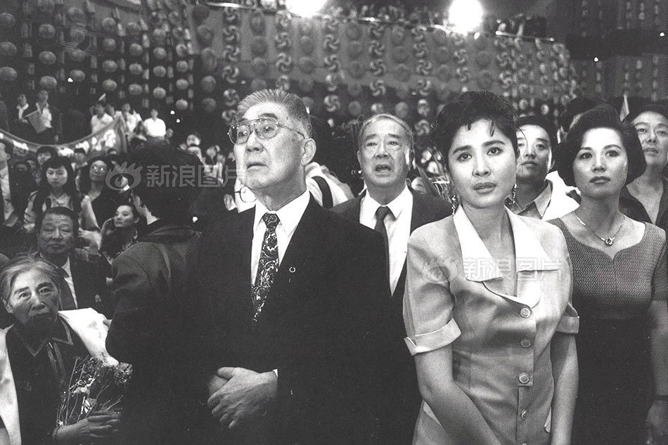 妈咪色情片