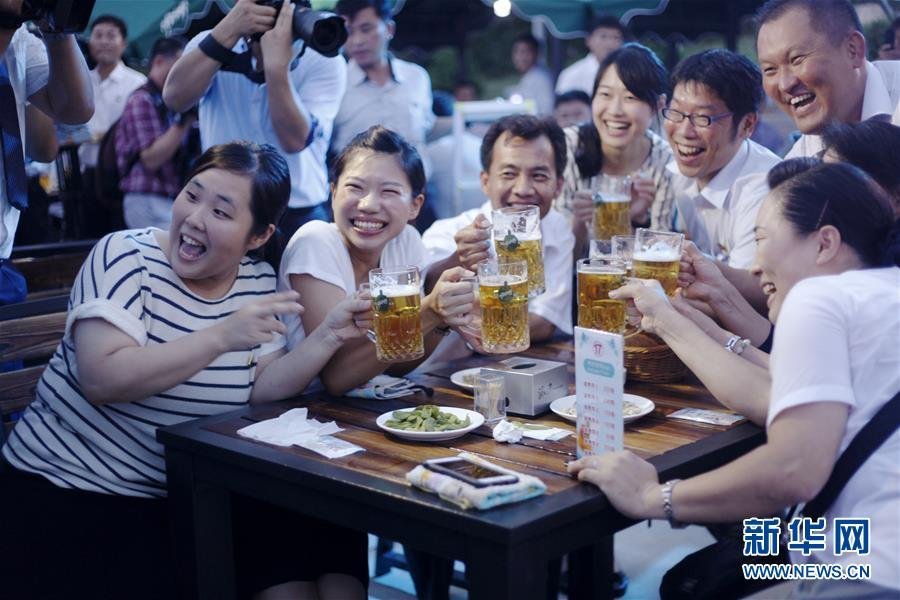 偷拍尿尿