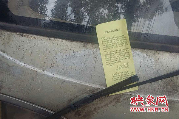姬小满撅起屁股迎接主人