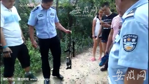 成人影视   做受