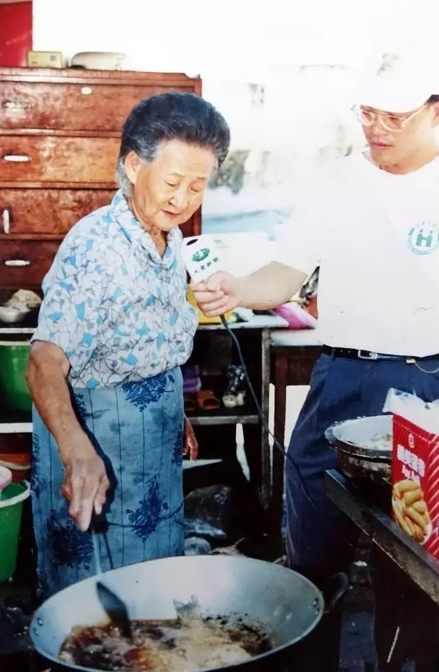 伽罗疯狂 喷水自慰爽