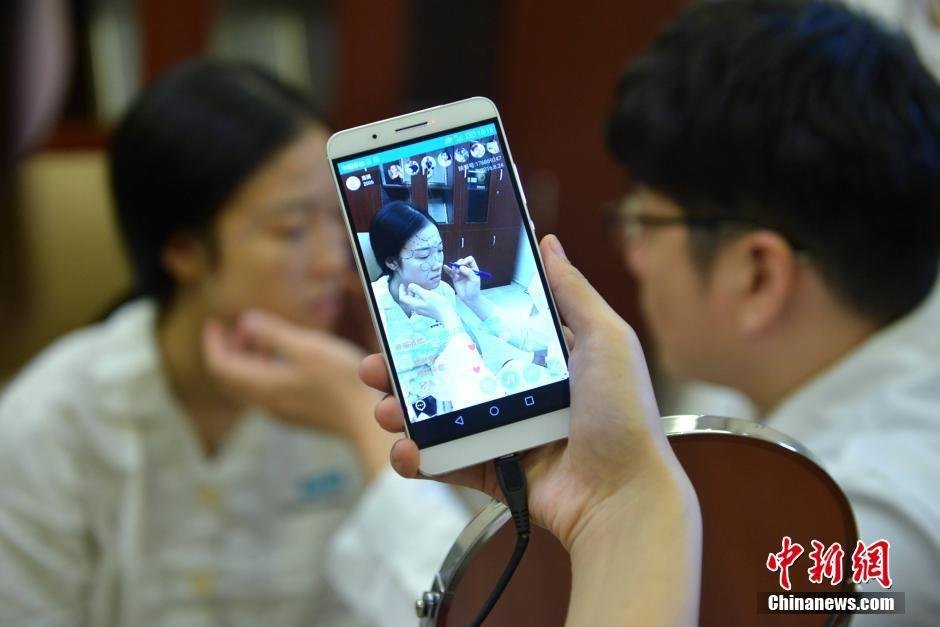 东热激情