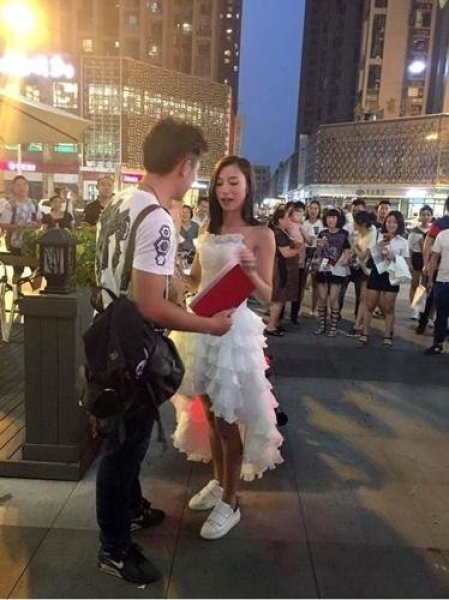 Genshin女涩屁股网站