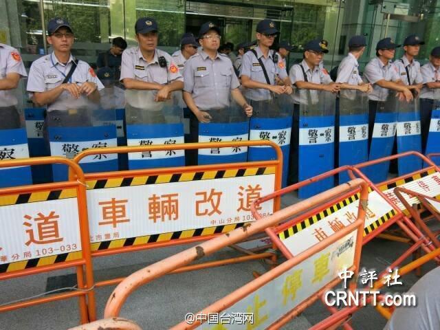 角 斗士 成人 版