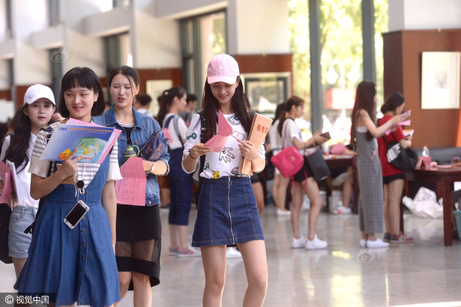 女人大荫蒂Hd亚洲女性大阴蒂