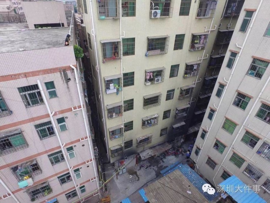 偷拍熟妇洗浴