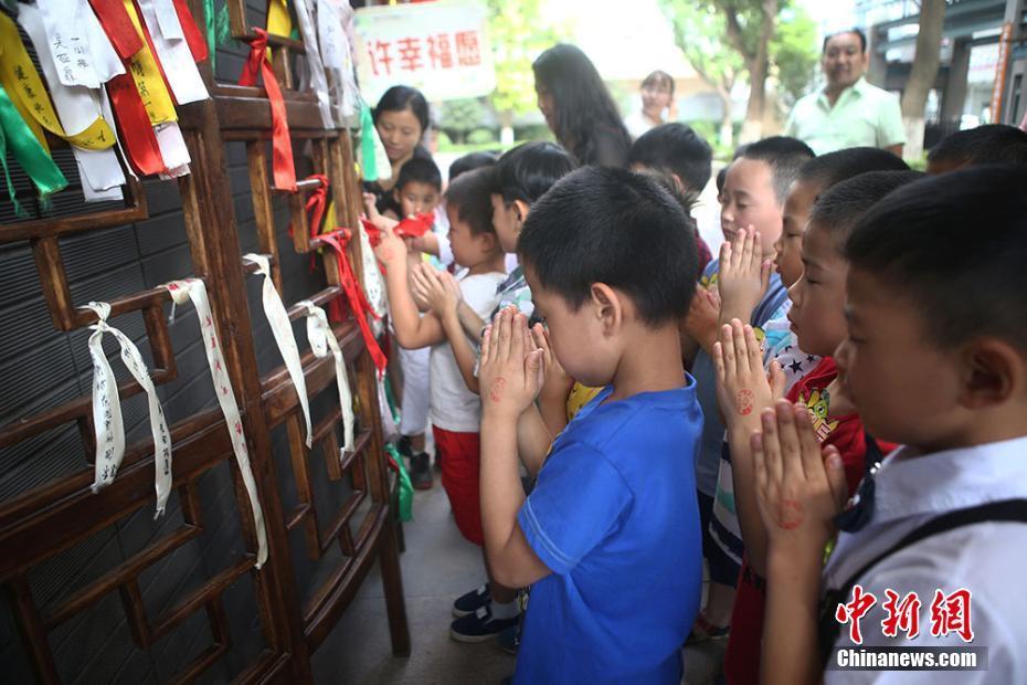 靠逼下载