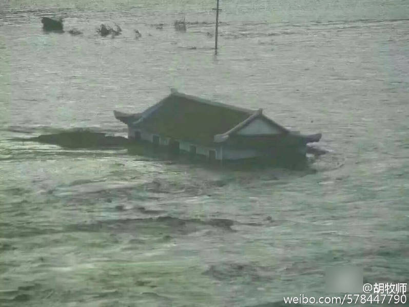 午夜黄色视频