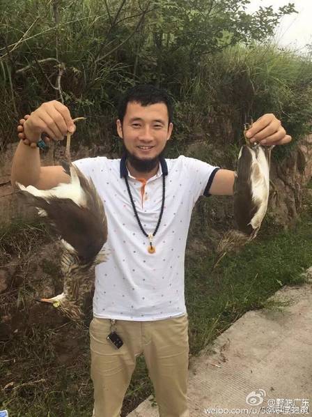 美女自喷水一级黄片免费版