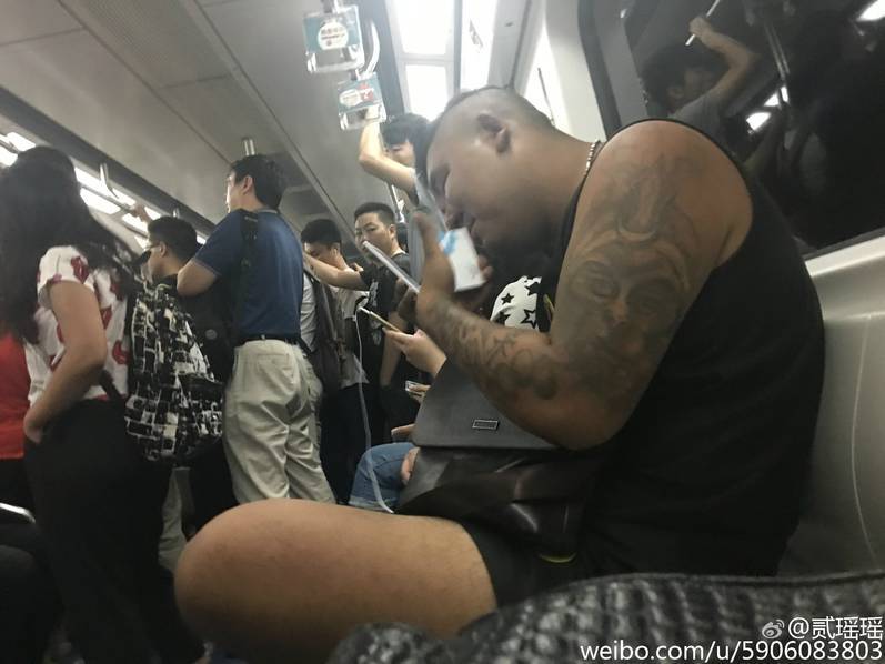 性Hd公交车上