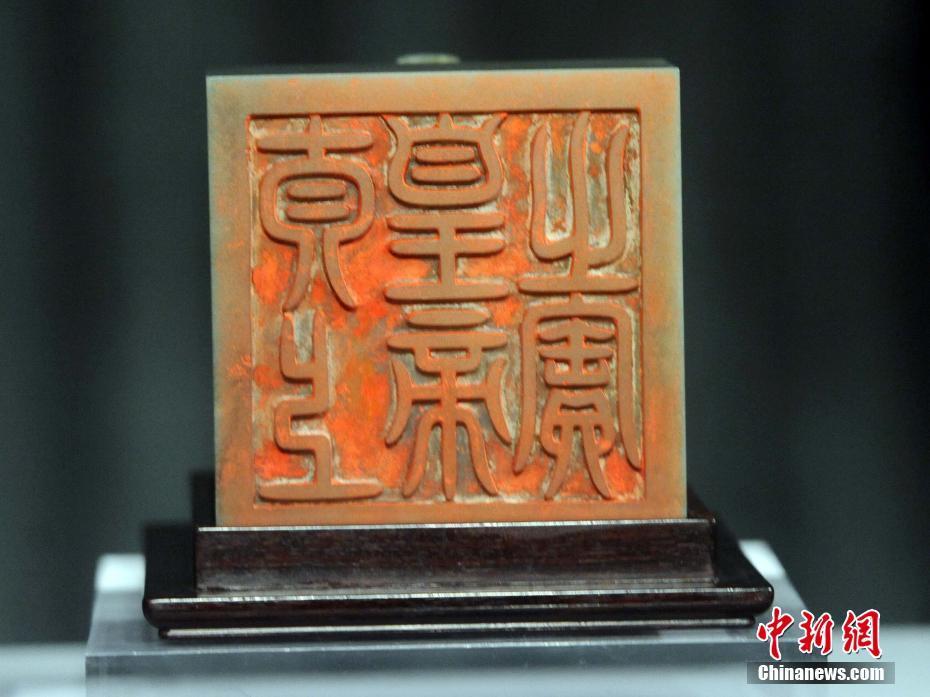 国产乱人乱偷精品视频a人人澡
