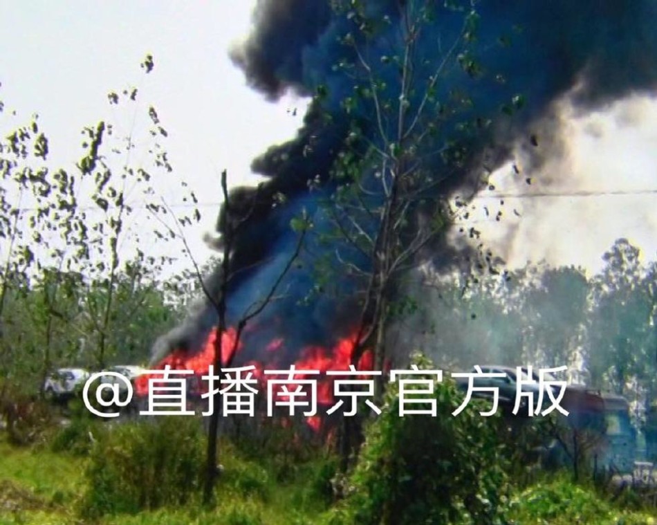 老师没戴套子c了我一天视频