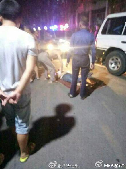 男仆撑开 让人玩弄动漫