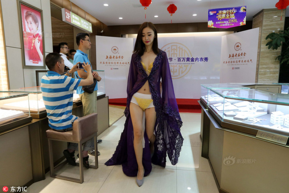 日本美女浣腸