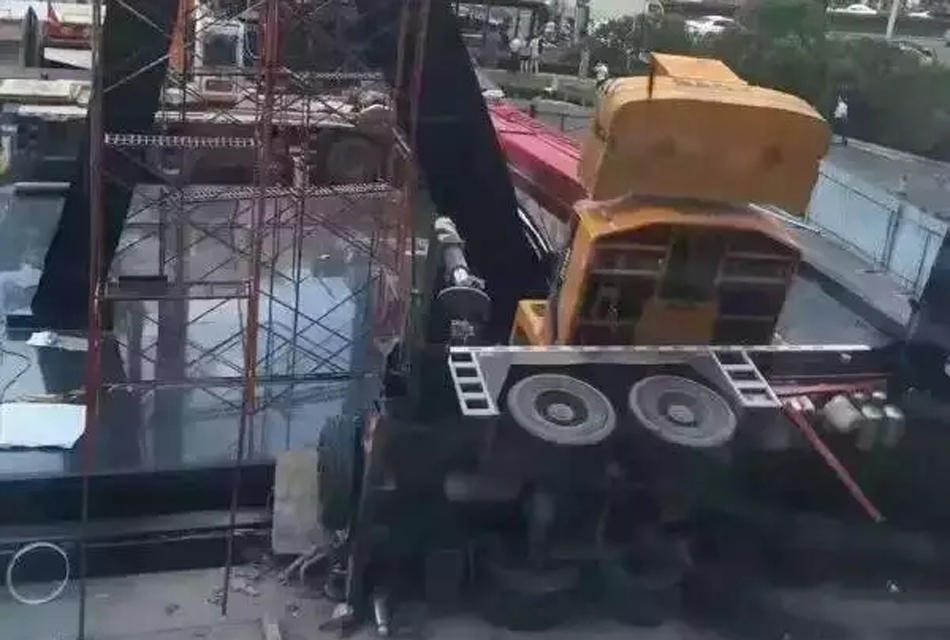 三级片免费无码二区