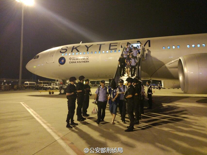 免费网站成人 视频两年半