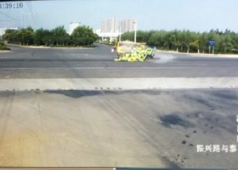 MM131美女大尺度私密照尤果