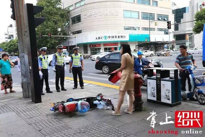 免费 观看 色情 影片