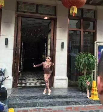 中国婬乱之一级毛片多女F