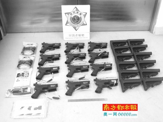 大炕上公的手伸进我的内裤