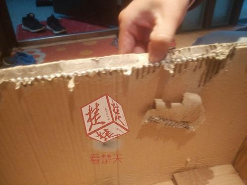 日本老头口含奶子操逼的视频