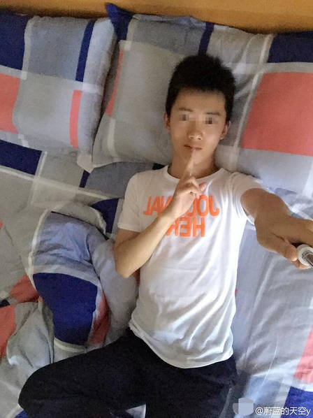 超碰人人摸