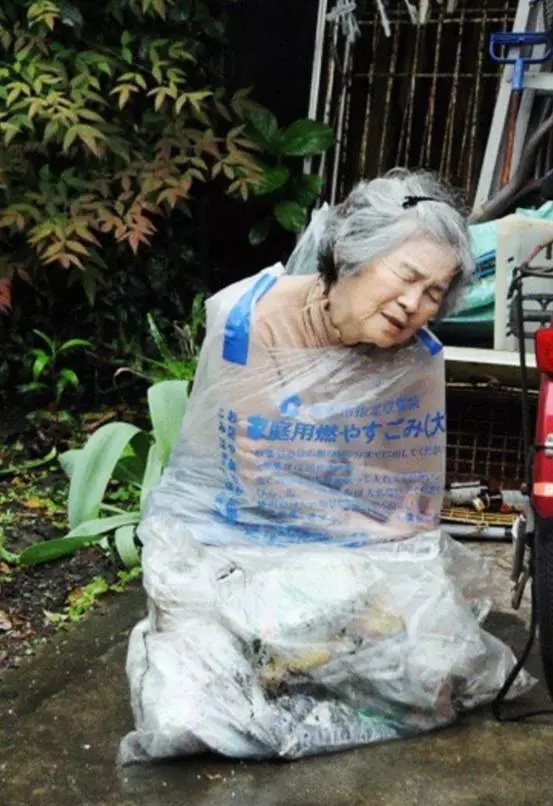 雅典娜缸体破裂视频
