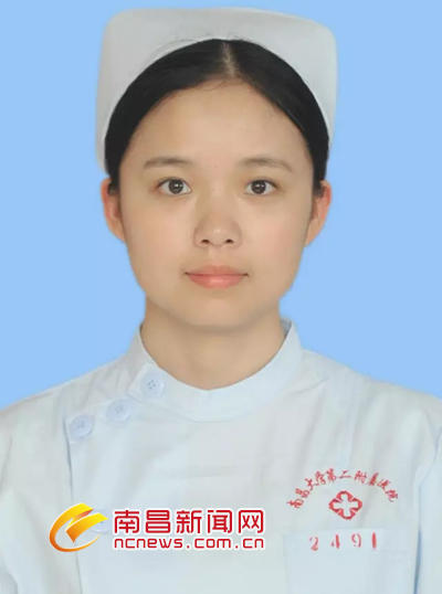 乱伦四十路女佣