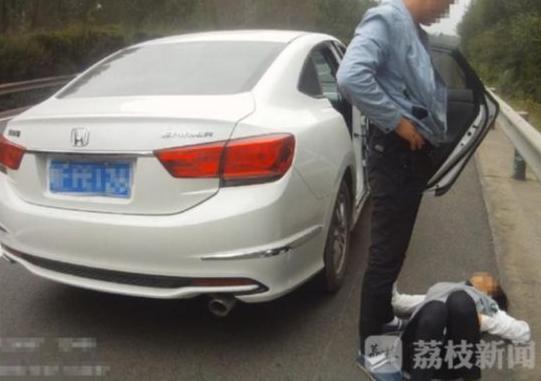 绅士ACE游戏安卓汉化像素风格