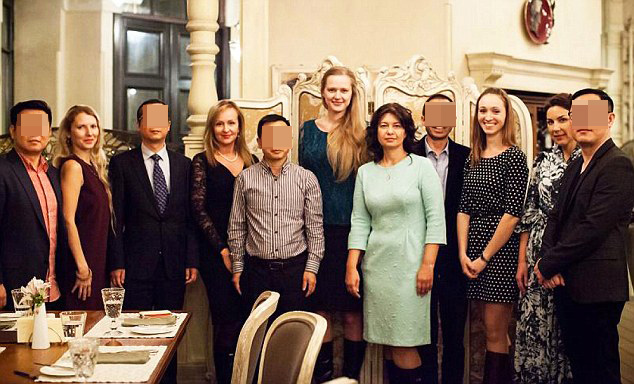 俄罗斯女多男少 中国单身富商集体赴俄相亲组图