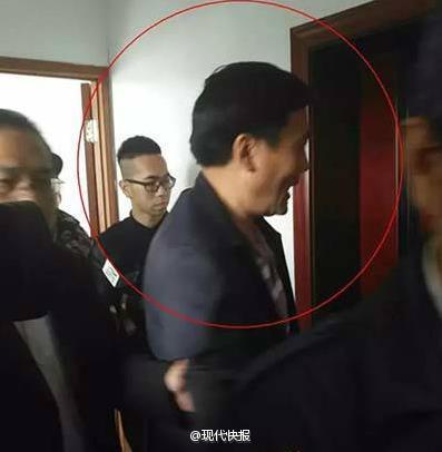 黄色三级片视频