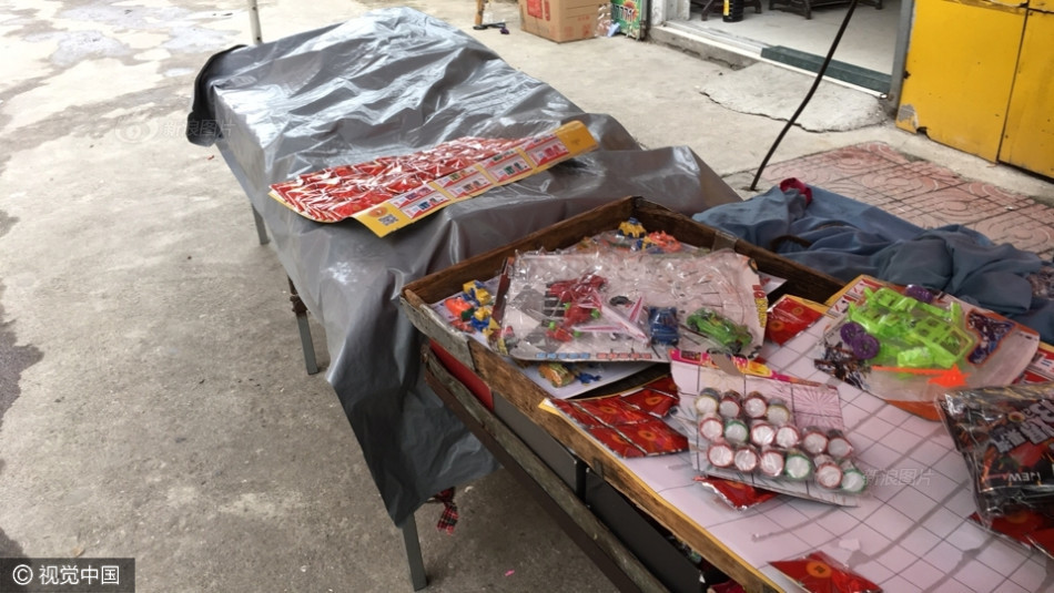 失禁H啪肉尿出来高H男男动漫