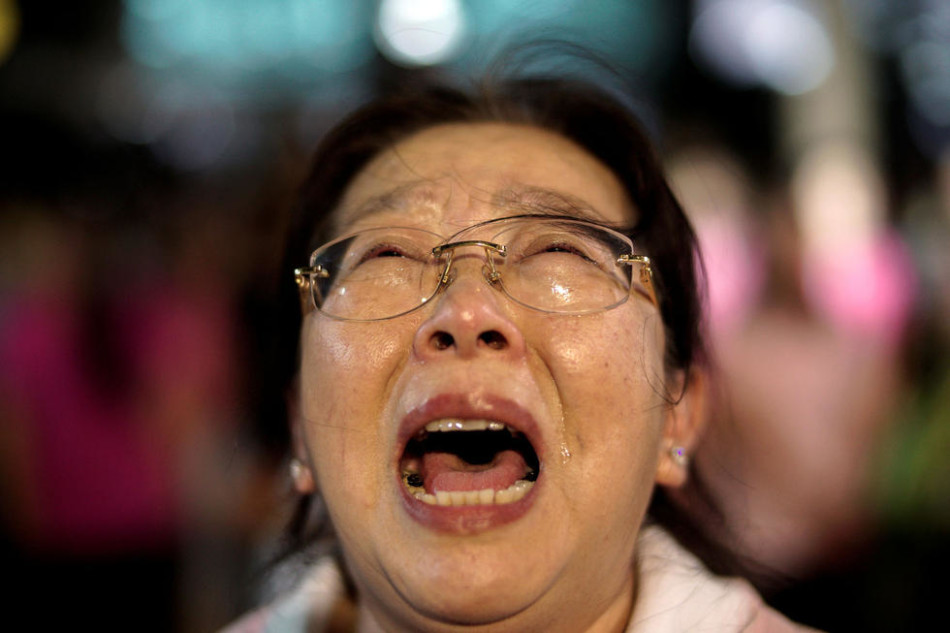 俄罗斯肏多毛屄老熟女视频