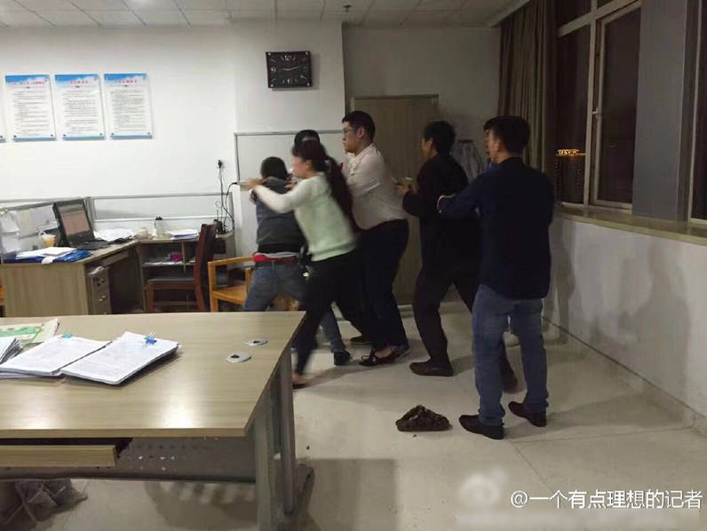 欧美军人巨大粗爽Gay