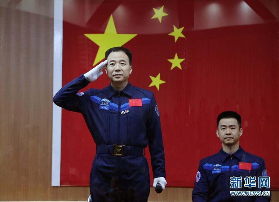 国产又大又粗又爽的毛片