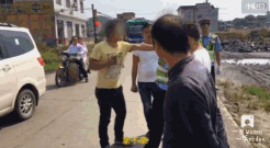 六十路近親相姦孫中出