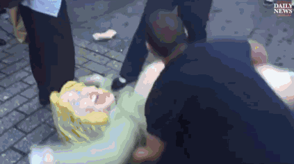 男人把ji大巴放进女人嘴图片