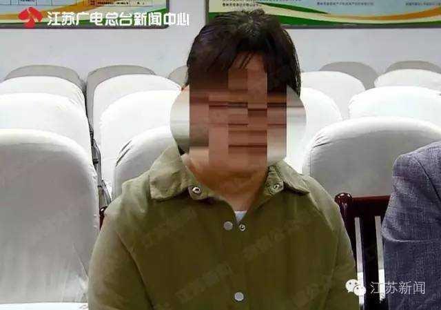 www.恋足.com