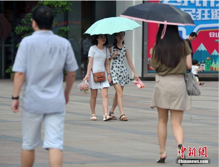 在仓库玩50岁老熟妇