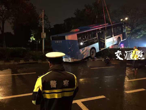 Freex性欧美农村熟女乱交