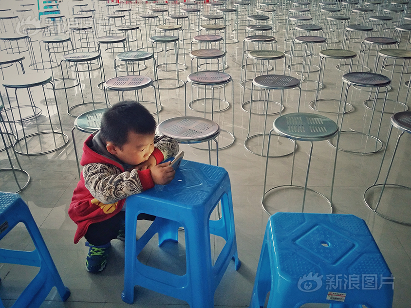 粗大禁伦亲女h霍水