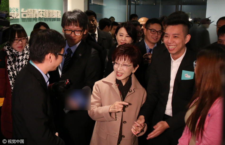 黄色黄色三级片夫妻生活片