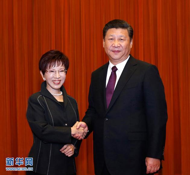 撕开内衣 吸奶头动漫软件