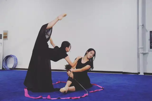 尾隨