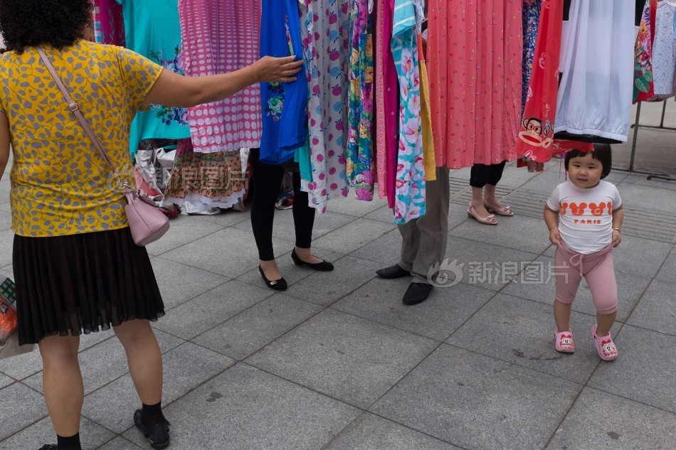 美国巜性来潮喷1
