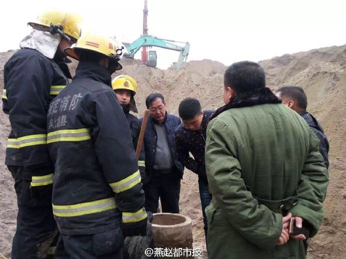 国产黄色三级Av在线
