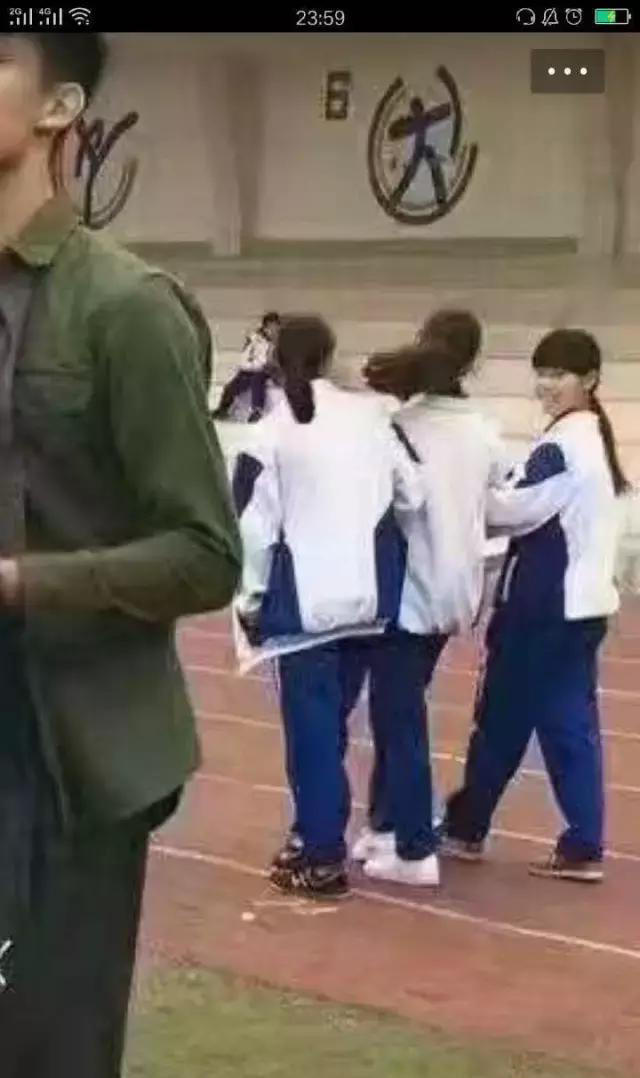国产一级婬乱片A片AAA图片
