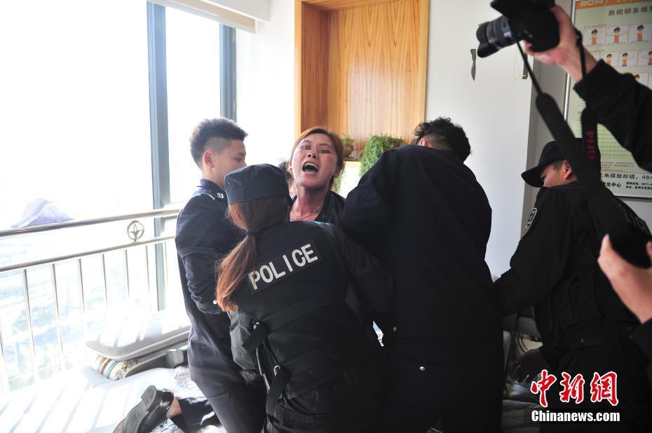 小舞脱 让学生摸