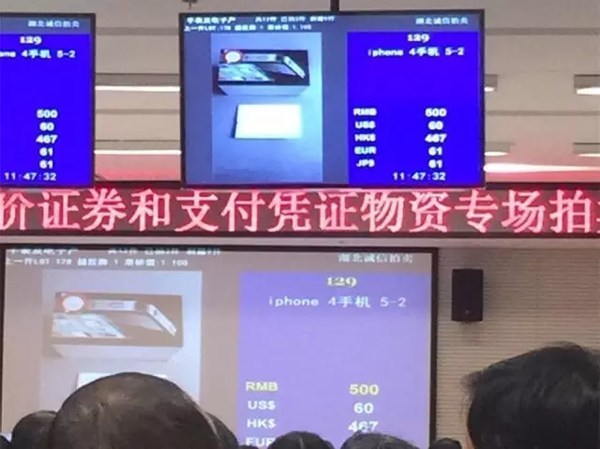 娇妻配合绿帽经历3p_爆裂小队 3