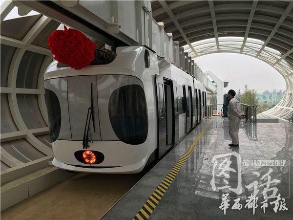 网上 看 色情 片